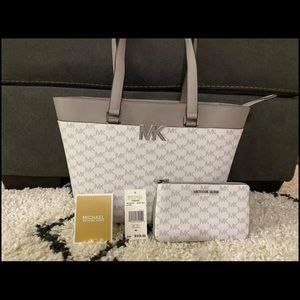 Michael Kors Large Tote